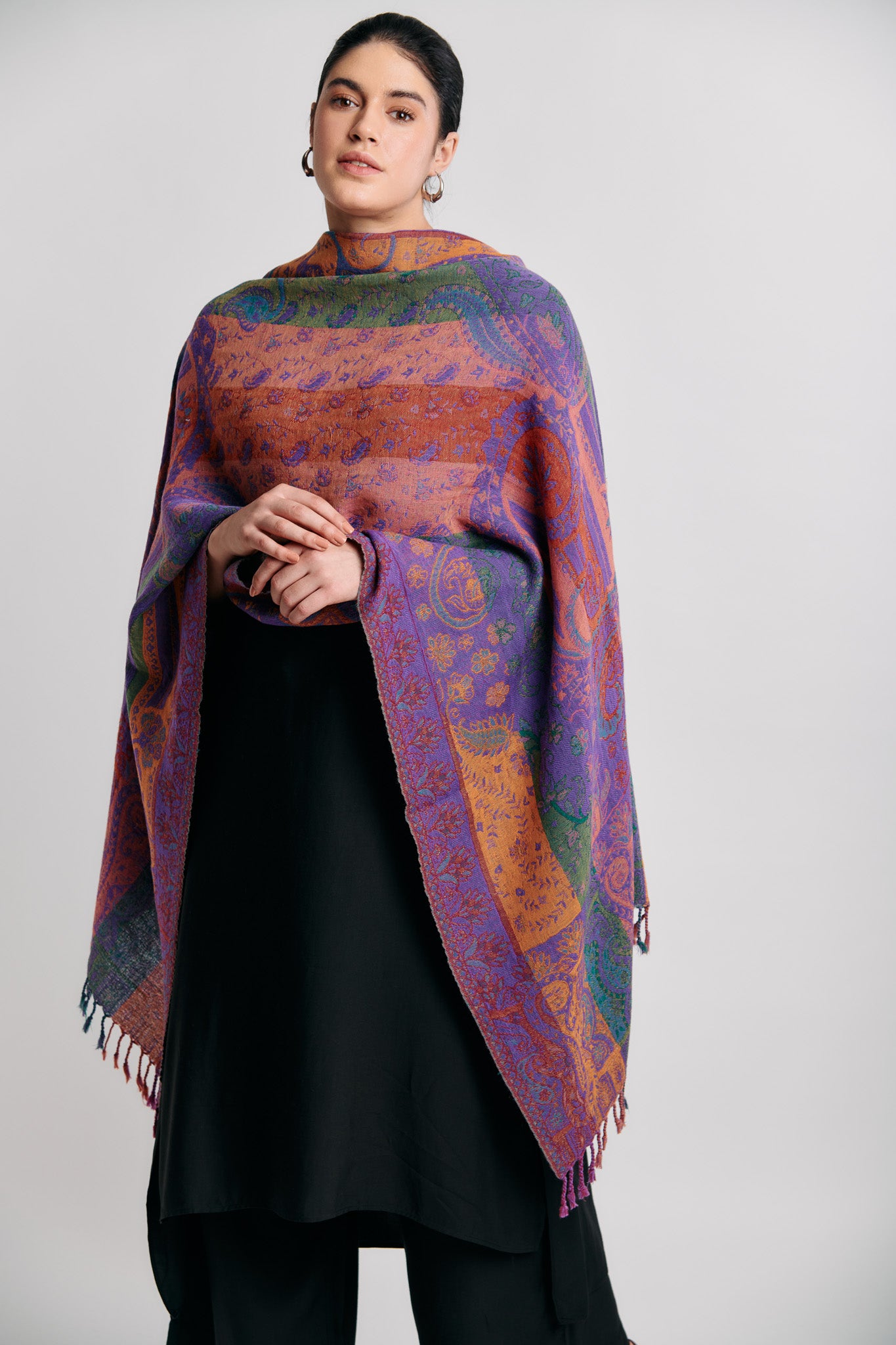 100% Broiled Wool Stole