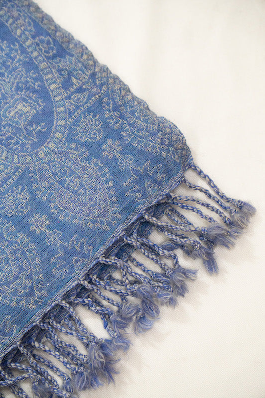100% Broiled Wool Stole