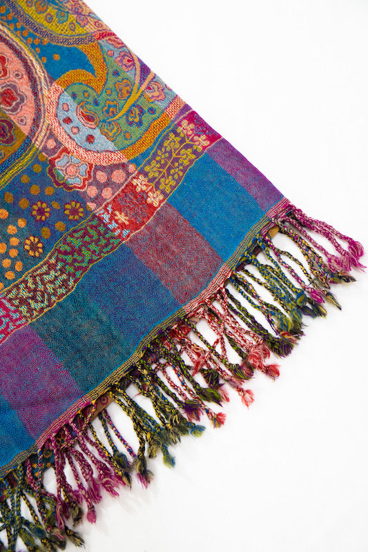 100% Broiled Wool Stole